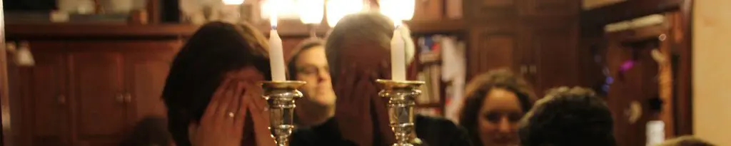 Watch a dramatization of Dr. Ron Wolfson’s story about his Bubbie’s Shabbat dinner.